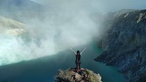 Amazing Bromo Madakaripura Waterfalls and Ijen