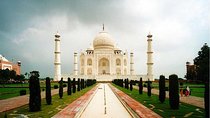 Overnight Agra Tour From Hyderabad