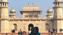 Agra Taj Mahal Budget Tour by Gatimaan Express Train