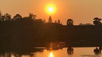 Angkor Jeep Tour with Sunset & Sunrise