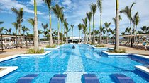 Transfer Service From Liberia Airport To Riu Palace & Riu Guanacaste Costa Rica