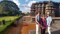 Bangalore: UNESCO Belur & Halebidu + Shravanabelagola Tour