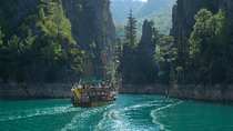 Green Canyon Magic: Scenic Boat Tour for Nature Lovers