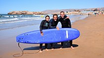 Learn to surf in Tamraght, with local surf instructor