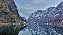 PRIVATE GUIDED TOUR: Norway's Highlights – Viking Special, 11-12 hours – WINTER