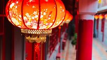 Lama Temple, Hutong and Silk & Pearl Market Private Day Tour