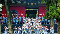 Private Day Tour to Shaolin Temple with Kungfu Show from Chengdu by Air