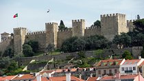 Tour in Lisbon. Meet locals the traditions and monuments and visit old and new