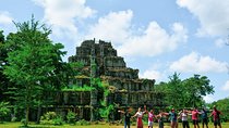 Koh Ker & Beng Mealea Tour