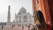 Private Taj Mahal Tour by Fastest Train from Delhi