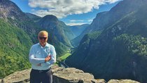 PRIVATE GUIDED TOUR: The Heart of Norway – Viking Special, 8-9 hours – SUMMER