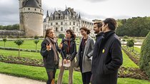Loire Valley Castles Day Trip with Audio Guided Option from Paris