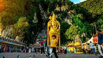Private Batu Caves, National Mosque & Religious Tour with Lunch