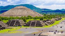1-day excursion to Mexico City and Pyramids of Teotihuacán
