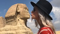 Half day private tour to Giza pyramids and Sphinx 