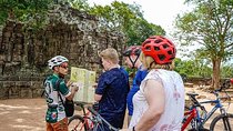 Angkor Sunrise Bike Tour with Breakfast & Lunch