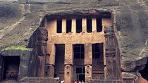 Mumbai: Kanheri caves half day guided tour with transfers