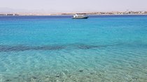 Hurghada: Magawish Island and Reefs Snorkeling Yacht Cruise
