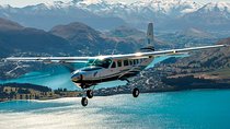 Milford Sound Coach and Cruise Tour from Queenstown with Flyback