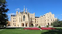 Half day tour to romantic chateau of Lednice