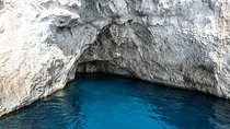 Capri Boat & Land Tour from Sorrento with Limoncello Tasting