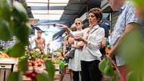 Cesarine: Market Tour & Home Cooking Class in Catania