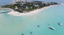 Catamaran adventure to Isla Mujeres with Snorkel,Buffet,Open Bar and Beach Club