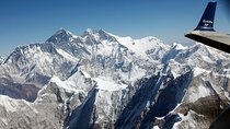 Mount Everest: Fly Over The Highest Himalayan Mountains