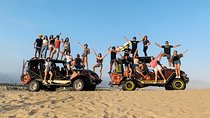Dune Buggy and Sandboarding Experience in Huacachina Desert