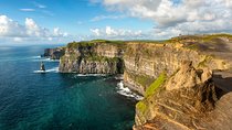 3-Day Cliffs of Moher, Connemara and Aran Islands Rail Tour from Dublin