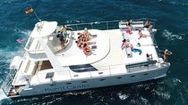 Private Catamaran Charter with Transfer, Buffet and Snorkeling 