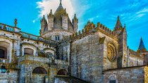 Evora Private Full Day Sightseeing Tour from Lisbon
