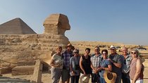 Lite Tour Cairo - Pyramids and The Egyptian Museum 