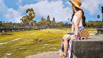 2-Day Angkor Complex & Banteay Srei Tour.