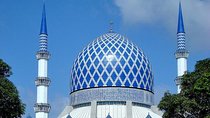 Blue Mosque And Batu Caves Tour From Kuala Lumpur