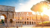 Early Colosseum, Roman Forum and Palatine Hill Guided Tour 