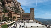 Montserrat Mountain, Wine Tasting & Tapas Lunch