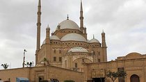 Cairo Day Tour to Egyptian Museum Citadel and Khan Khalili Bazaar