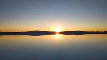6 Hour Sunrise Stargazing Salar de Uyuni Private Guided Tour