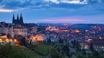 Prague Castle: Private fairytale walking tour