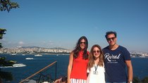Bosphorus Cruise with Dolmabahce Palace and Istiklal Street Tour