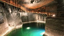Wieliczka Salt Mine Guided tour from Krakow with a private car