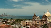 Walk and photos through the beautiful streets of Cartagena de Indias