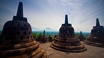 1-Day Yogyakarta Merapi Borobudur - PRIVATE Tour with GUIDE
