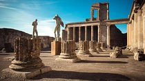Pompeii Ruins visit for 3 hours (round-trip included)