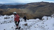 Trekking Snowy snowy edge of Tolima 3 days (5100 meters high)