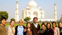 Private Taj Mahal Sunrise Tour from Jaipur with Entrance Tickets