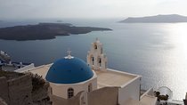 Spring time tailor made tour - Santorini highlights
