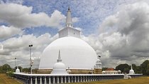 Aukana And Anuradhapura Day Tour From Kandy