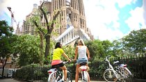 Barcelona:Guided Bike Tour of Sagrada Familia and City Highlights